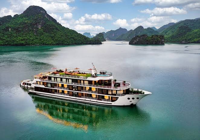 Ha Long Bay