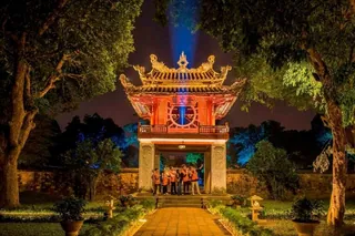 Văn Miếu – Quốc Tử Giám illuminated at night